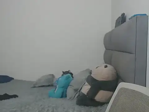 Snapshot of MarceloMilk chatting on 09-16-25, 09:32 MarceloMilk online show from 09-16-25, 09:32