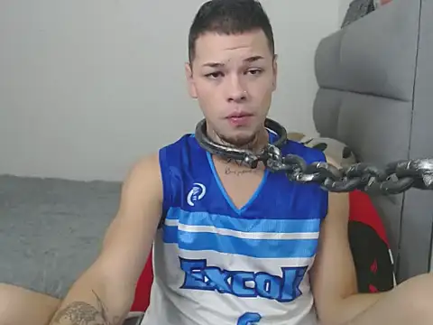 Snapshot of MarceloMilk chatting on 09-20-25, 12:28 MarceloMilk online show from 09-20-25, 12:28