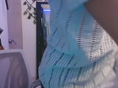 Snapshot of MarceloMilk chatting on 09-22-25, 12:29 MarceloMilk online show from 09-22-25, 12:29