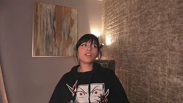 Snapshot of tamara_aluna chatting on 01-25-25, 06:35 tamara aluna online show from 01-25-25, 06:35