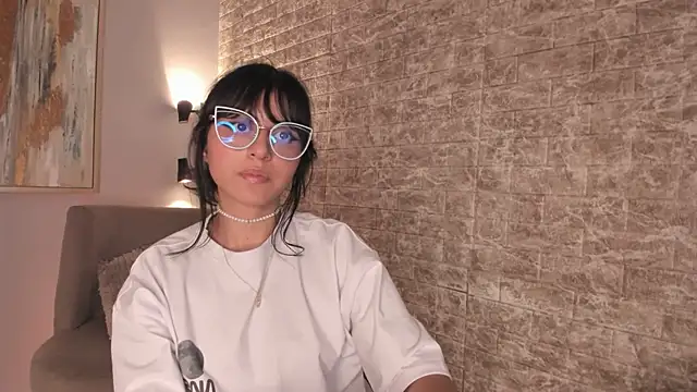 Snapshot of tamara_aluna chatting on 01-31-25, 06:47 tamara aluna online show from 01-31-25, 06:47