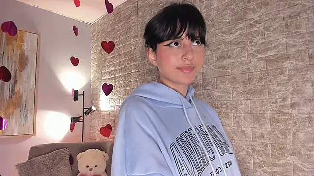 Snapshot of tamara_aluna chatting on 02-14-25, 04:20 tamara aluna online show from 02-14-25, 04:20