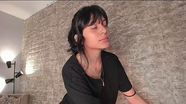 Snapshot of tamara_aluna chatting on 03-06-25, 12:41 tamara aluna online show from 03-06-25, 12:41