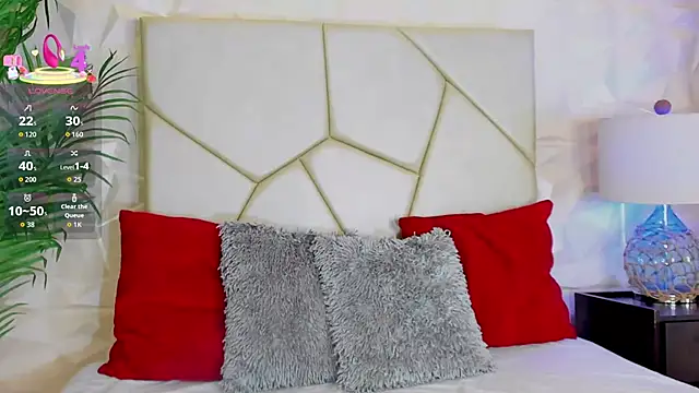 Valery Diamond online show from 11-25-25, 04:34