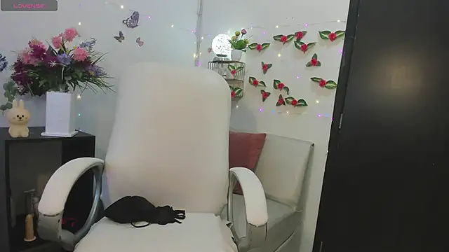 ariana crazzy online show from 12-09-24, 06:35