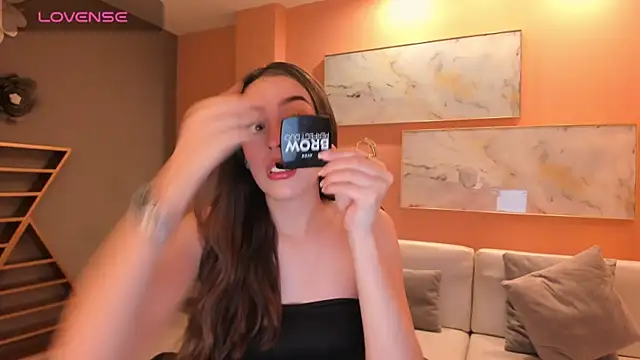 KaiaFerreira online show from 01-24-25, 12:20