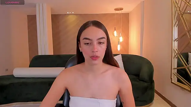 KaiaFerreira online show from 02-12-25, 11:51