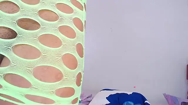 blondebitchlitle online show from 06-23-26, 01:31