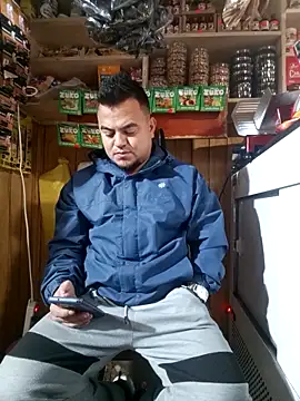 Snapshot of TheBriiaand30 chatting on 09-30-25, 02:33 TheBriiaand30 online show from 09-30-25, 02:33