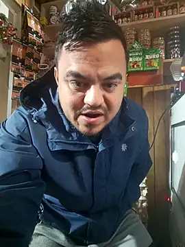 Snapshot of TheBriiaand30 chatting on 10-12-25, 06:29 TheBriiaand30 online show from 10-12-25, 06:29