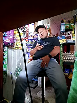 Snapshot of TheBriiaand30 chatting on 01-06-26, 04:43 TheBriiaand30 online show from 01-06-26, 04:43