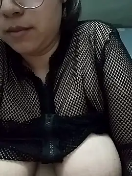 rosegloss69 online show from 12-27-24, 08:35