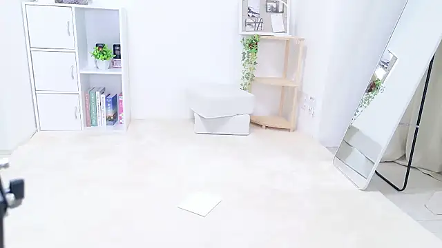 aki zzz online show from 11-09-25, 06:55