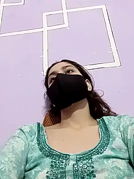 Snapshot of magicmoment00786 chatting on 10-31-25, 07:09 magicmoment00786 online show from 10-31-25, 07:09