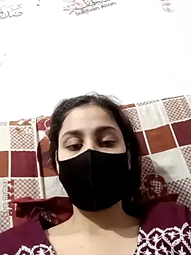 Snapshot of magicmoment00786 chatting on 11-08-25, 01:33 magicmoment00786 online show from 11-08-25, 01:33