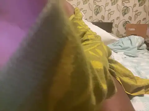 iveedie017 online show from 12-01-24, 11:14