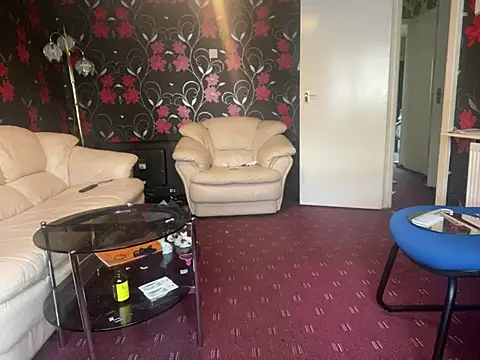 iveedie017 online show from 12-06-24, 09:54