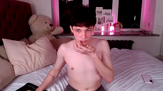 Snapshot of iwillfall chatting on 03-02-26, 12:02 iwillfall online show from 03-02-26, 12:02