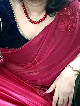 Snapshot of indian_anu_mallu chatting on 03-05-25, 12:44 indian anu mallu online show from 03-05-25, 12:44