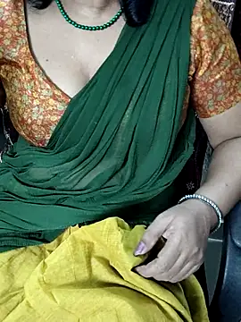 Snapshot of indian_anu_mallu chatting on 03-06-25, 11:25 indian anu mallu online show from 03-06-25, 11:25