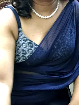 Snapshot of indian_anu_mallu chatting on 03-07-25, 05:49 indian anu mallu online show from 03-07-25, 05:49