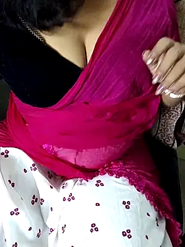 Snapshot of indian_anu_mallu chatting on 03-08-25, 06:32 indian anu mallu online show from 03-08-25, 06:32