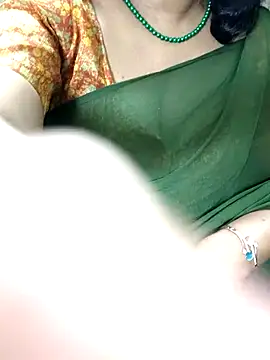 Snapshot of indian_anu_mallu chatting on 03-11-25, 08:52 indian anu mallu online show from 03-11-25, 08:52