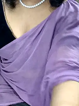 Snapshot of indian_anu_mallu chatting on 03-12-25, 02:09 indian anu mallu online show from 03-12-25, 02:09