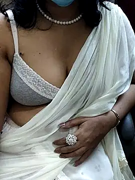 Snapshot of indian_anu_mallu chatting on 03-12-25, 06:00 indian anu mallu online show from 03-12-25, 06:00