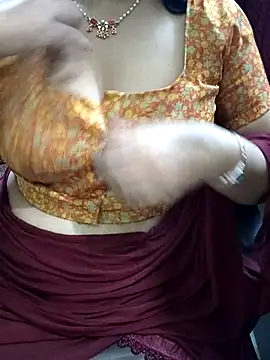 Snapshot of indian_anu_mallu chatting on 03-13-25, 02:12 indian anu mallu online show from 03-13-25, 02:12