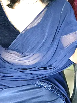 Snapshot of indian_anu_mallu chatting on 03-18-25, 10:25 indian anu mallu online show from 03-18-25, 10:25