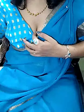 Snapshot of indian_anu_mallu chatting on 03-23-25, 02:37 indian anu mallu online show from 03-23-25, 02:37