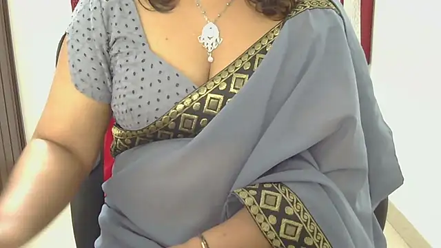 Snapshot of indian_anu_mallu chatting on 09-19-25, 07:10 indian anu mallu online show from 09-19-25, 07:10