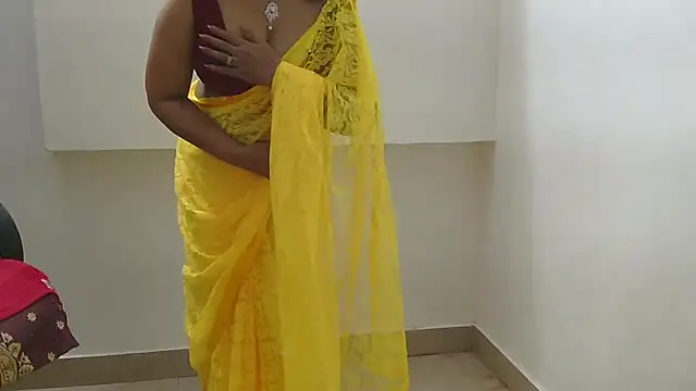 Snapshot of indian_anu_mallu chatting on 10-27-25, 05:55 indian anu mallu online show from 10-27-25, 05:55