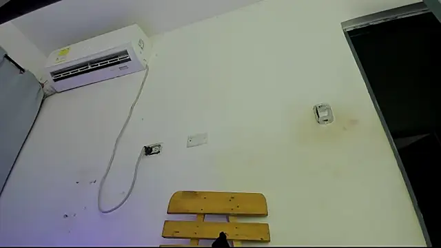 Snapshot of janetza-bigdick chatting on 03-20-26, 02:27 janetza-bigdick online show from 03-20-26, 02:27