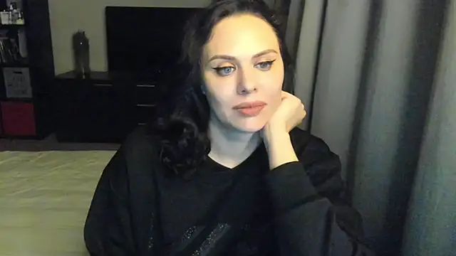 MollyCheiz online show from 02-06-25, 12:54