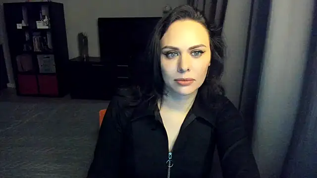 MollyCheiz online show from 02-17-25, 10:25