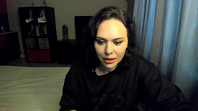 MollyCheiz online show from 02-19-25, 02:34