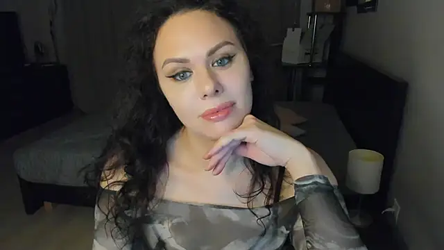 MollyCheiz online show from 09-10-25, 12:10
