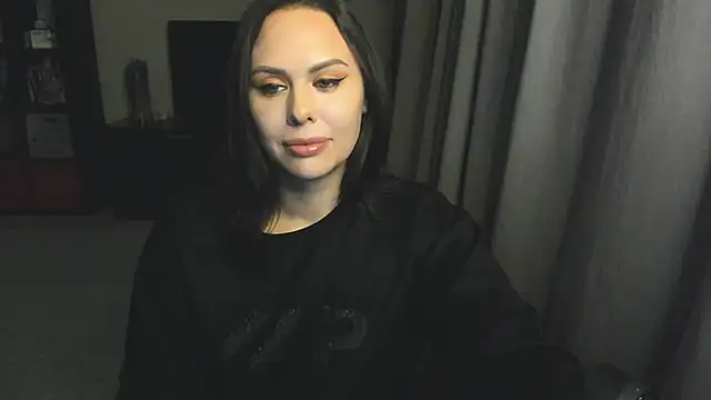 MollyCheiz online show from 09-24-25, 10:24