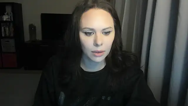 MollyCheiz online show from 02-08-26, 05:38