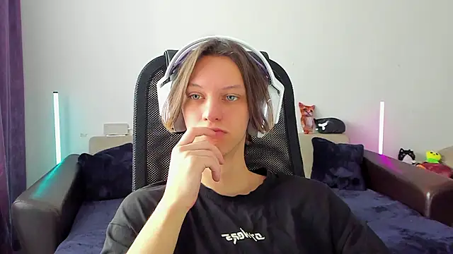 Ostin meow online show from 02-24-26, 07:06