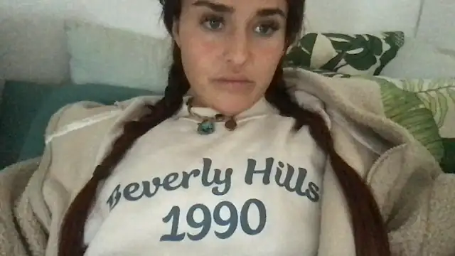 Snapshot of ScarlettMadii chatting on 01-05-25, 02:19 ScarlettMadii online show from 01-05-25, 02:19