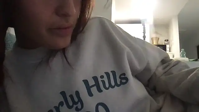 Snapshot of ScarlettMadii chatting on 01-16-25, 02:30 ScarlettMadii online show from 01-16-25, 02:30