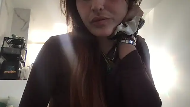 Snapshot of ScarlettMadii chatting on 02-05-25, 03:52 ScarlettMadii online show from 02-05-25, 03:52