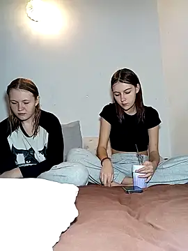 ella grays online show from 10-12-25, 06:40