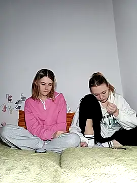 ella grays online show from 03-12-26, 06:47