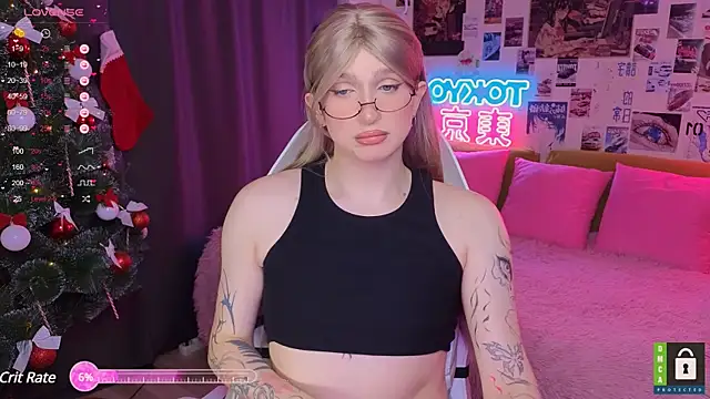 Snapshot of p1nkvenom chatting on 12-05-24, 04:55 p1nkvenom online show from 12-05-24, 04:55