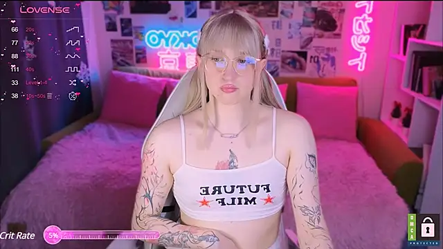 Snapshot of p1nkvenom chatting on 01-24-25, 05:32 p1nkvenom online show from 01-24-25, 05:32