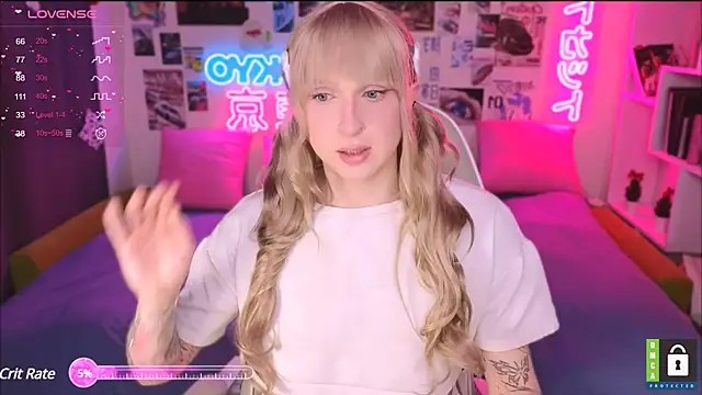 Snapshot of p1nkvenom chatting on 02-09-25, 07:52 p1nkvenom online show from 02-09-25, 07:52